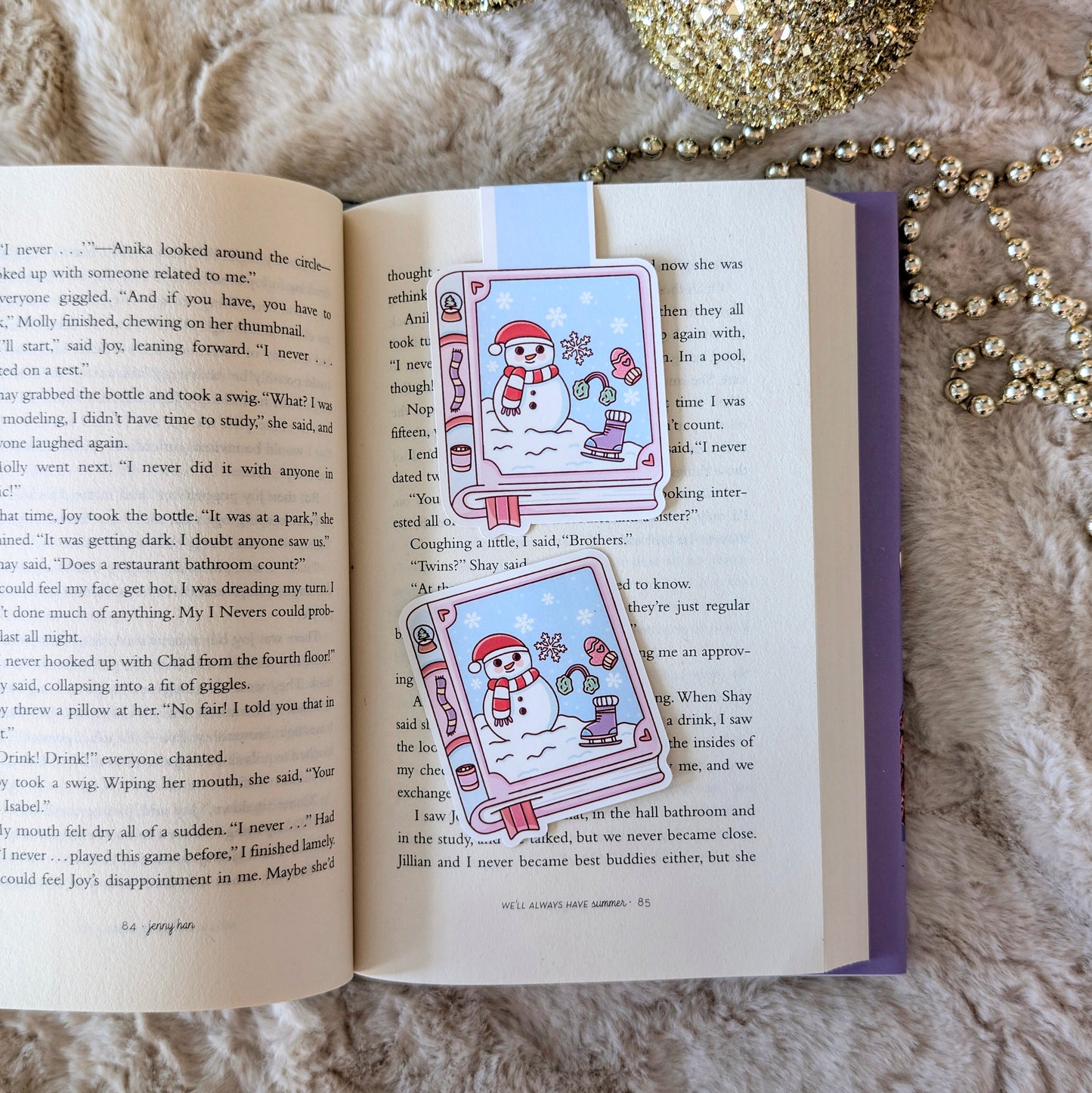 Snowman Book Magnetic Bookmark – Cute Bookish Page Savers