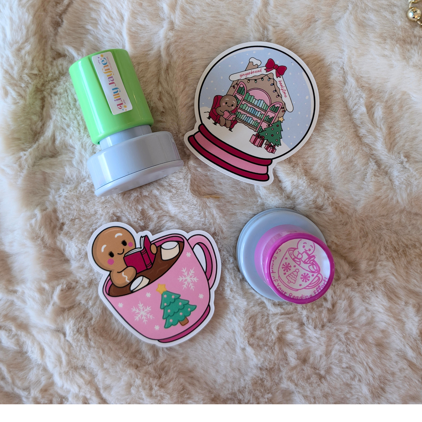 🎁 Christmas Gingerbread snow globe Library Merry Christmas - Love from ☃️🍪 – Personalised Pre-Ink Stamp (Copy)