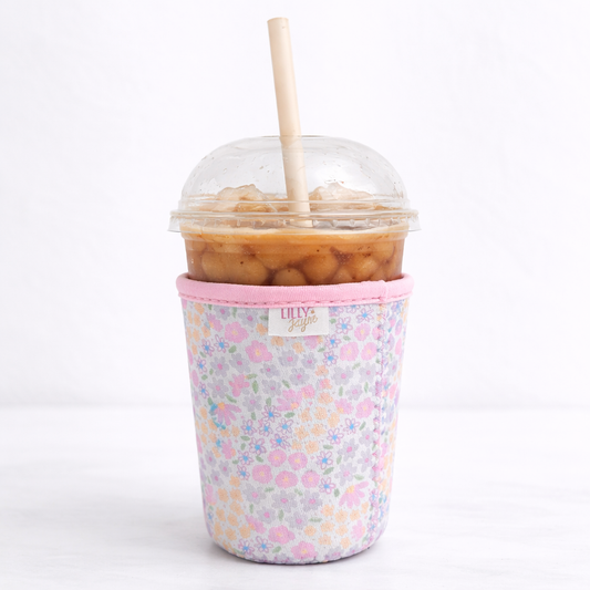 Pastel Garden - Rayni Cup Cozy – Pink & Floral Reusable Coffee Sleeve (16oz)