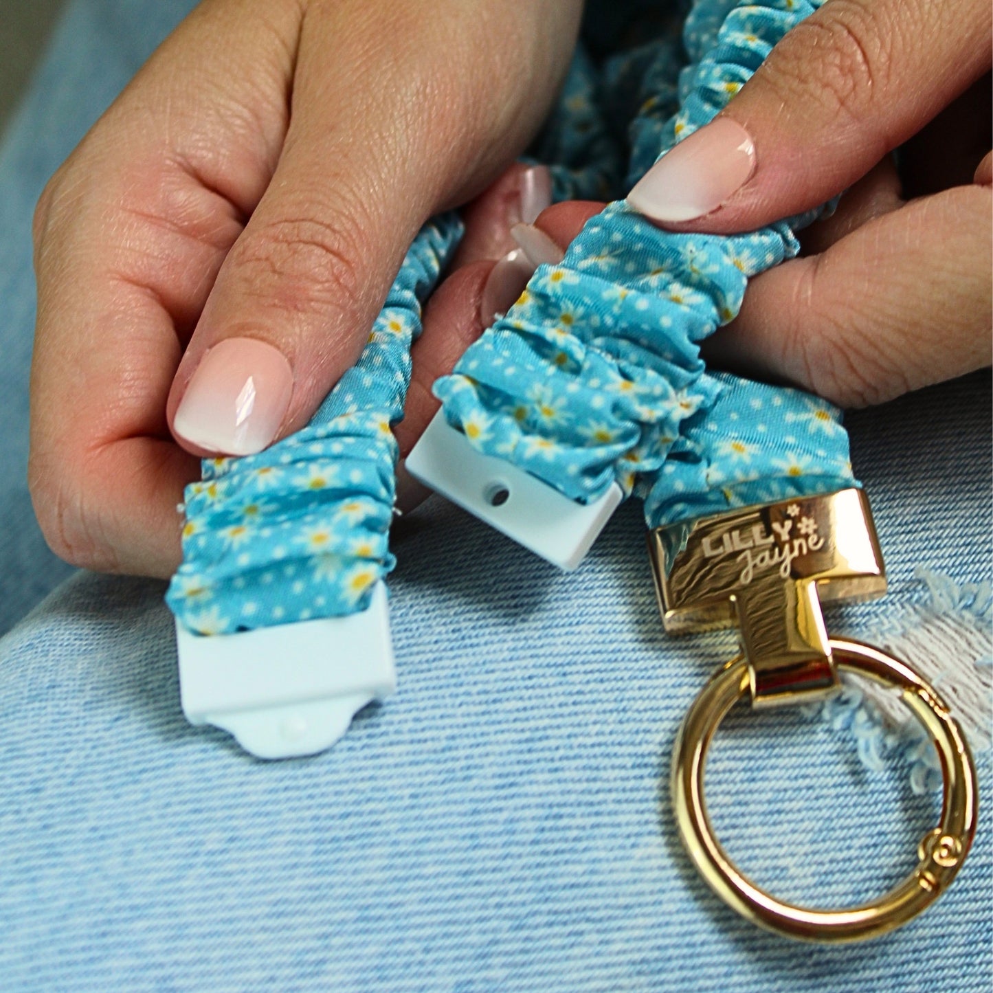 Blue Petal - Scrunchie Lanyard – Stretchy, Safe & Cute (49cm + Stretch)