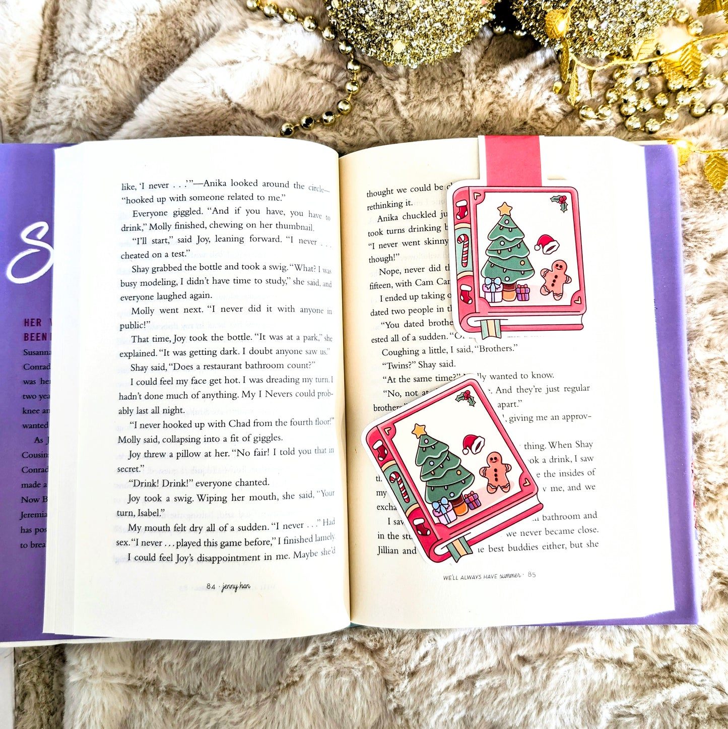 Gingerbread Book Magnetic Bookmark – Cute Bookish Page Savers